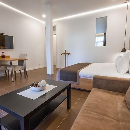 Luxury Apartments On Central Avenue Tbilisi Exterior photo